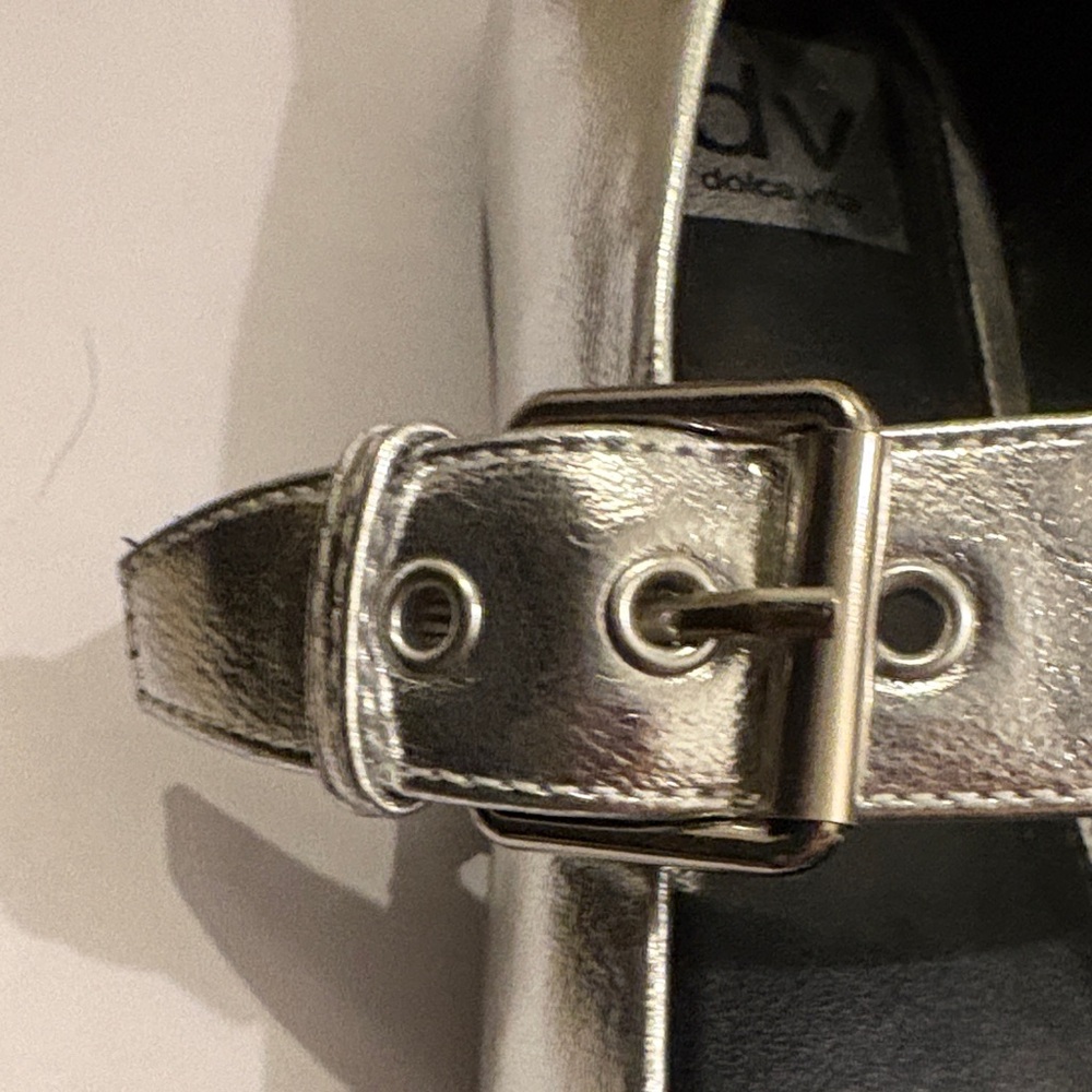 DV by Dolce Vita Metallic Silver Mary Jane Flats with Buckle Strap size 9.5 - Picture 7 of 11